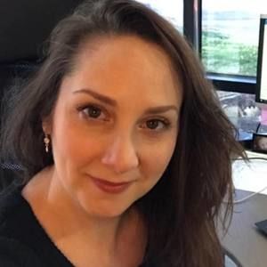 Meet your Posher, Stephanie